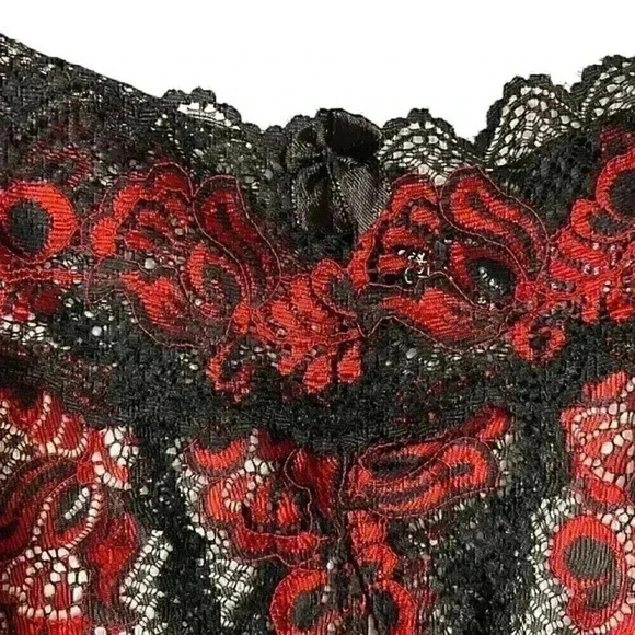 Rene’ Rofe’ Crotchless Lace V-Thong Panty Women’s 3X/4X Red Sexy Intimate NWOT - Picture 4 of 7